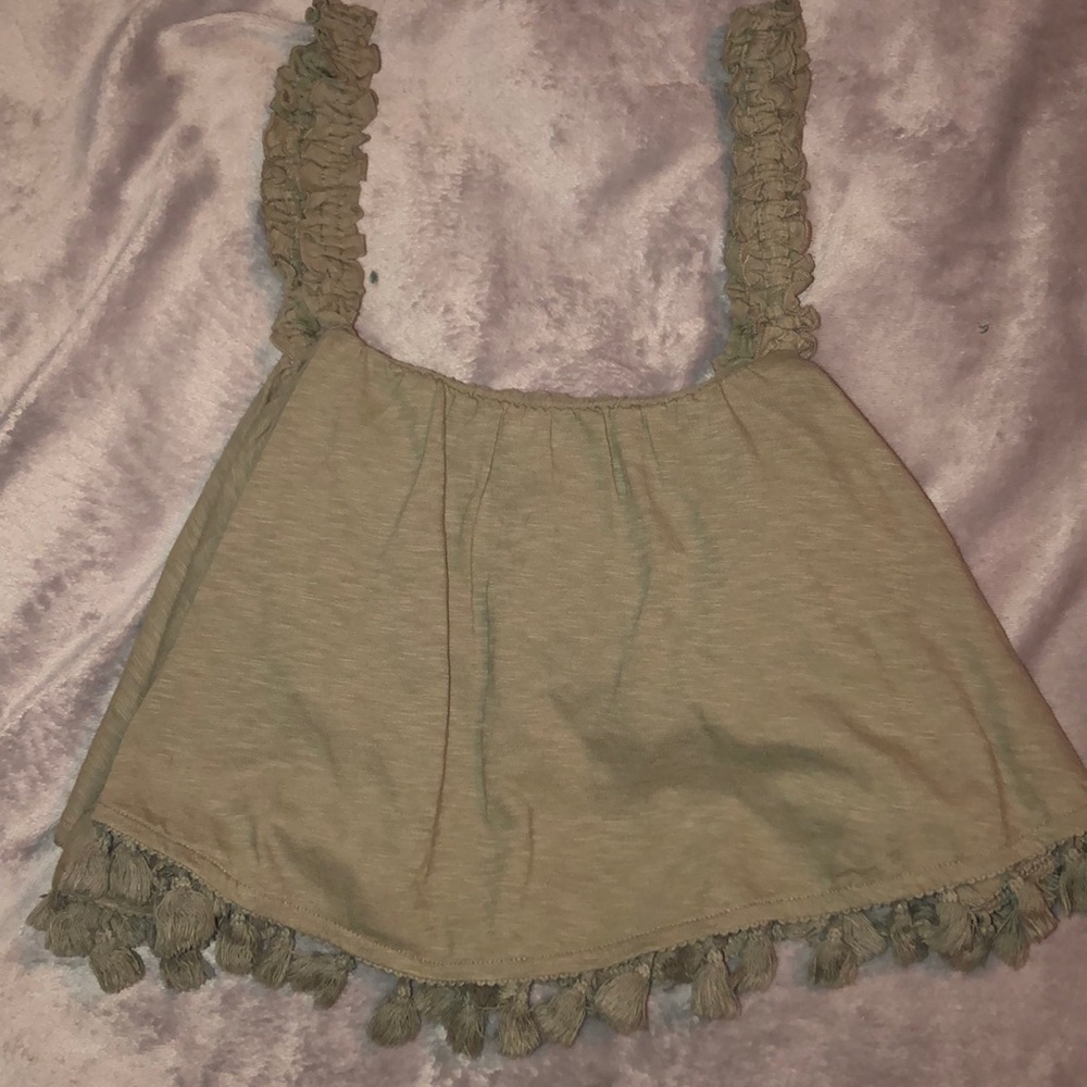 American Eagle crop top